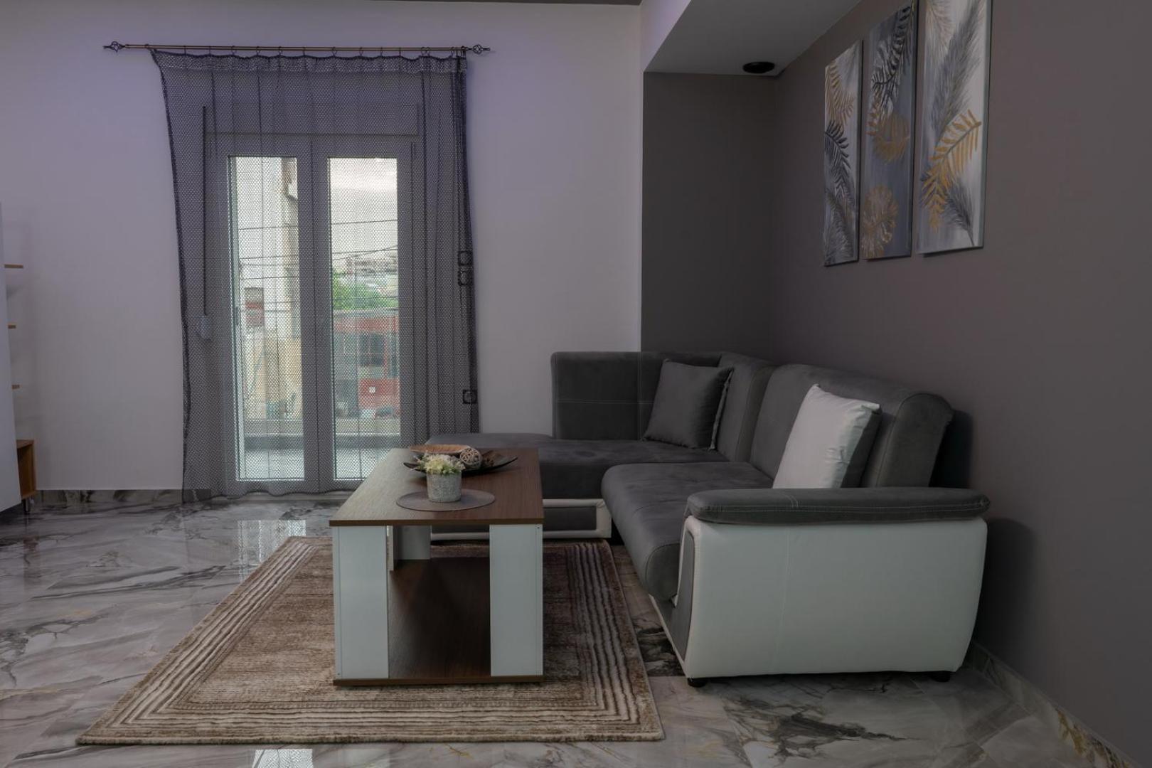 Luxe Suite, Achilles' Private Getaway